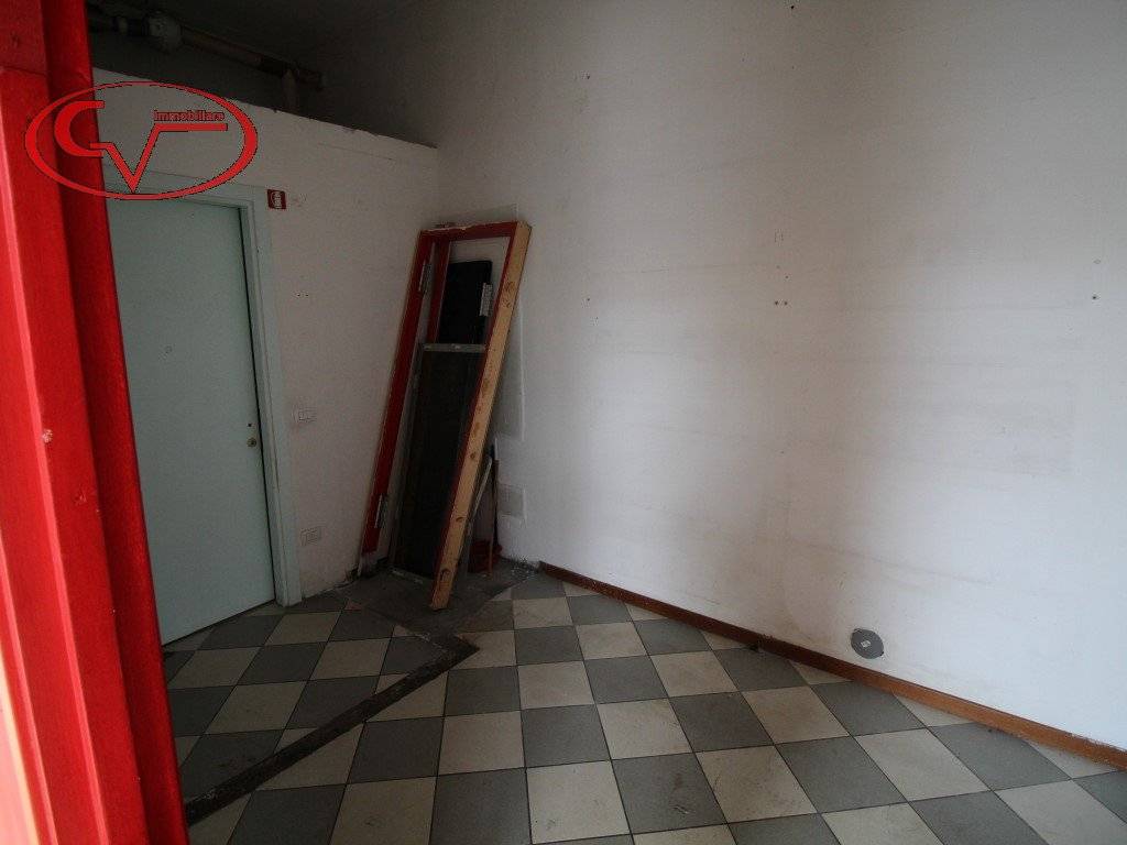 Immobile a Montevarchi in Viale Armando Diaz - Foto 4