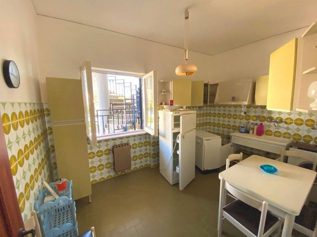 Villa a Formia in Via S . Janni S.N.C. - Foto 4