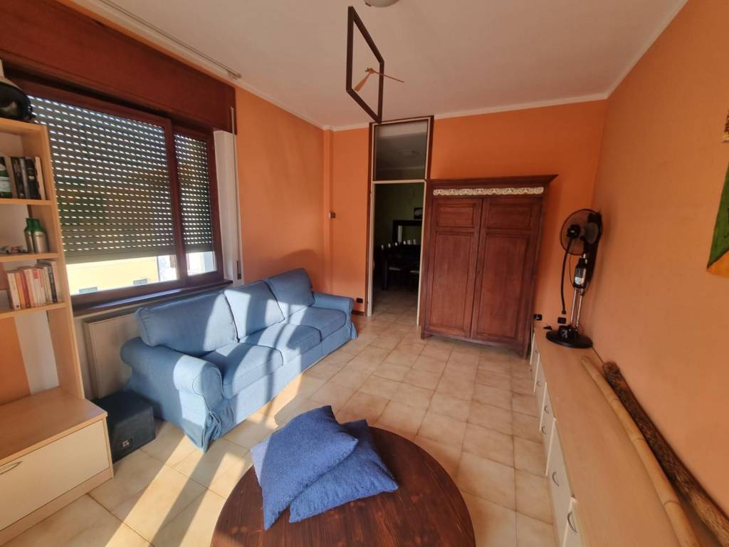 Appartamento a Stresa in Via Vincenzo De Vit - Foto 3