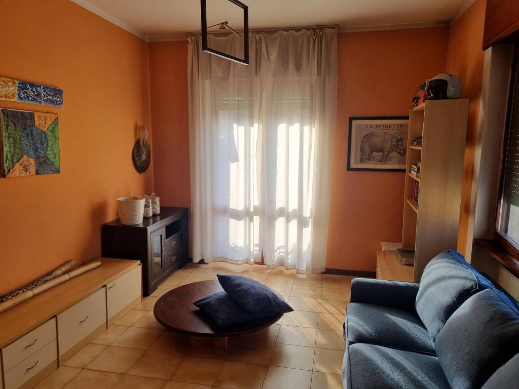 Appartamento a Stresa in Via Vincenzo De Vit - Foto 5