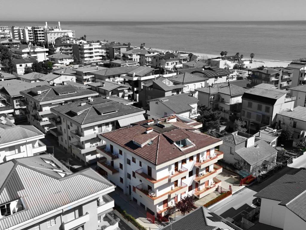 Appartamento a Alba adriatica in Via Emilia, 12 - Foto 4