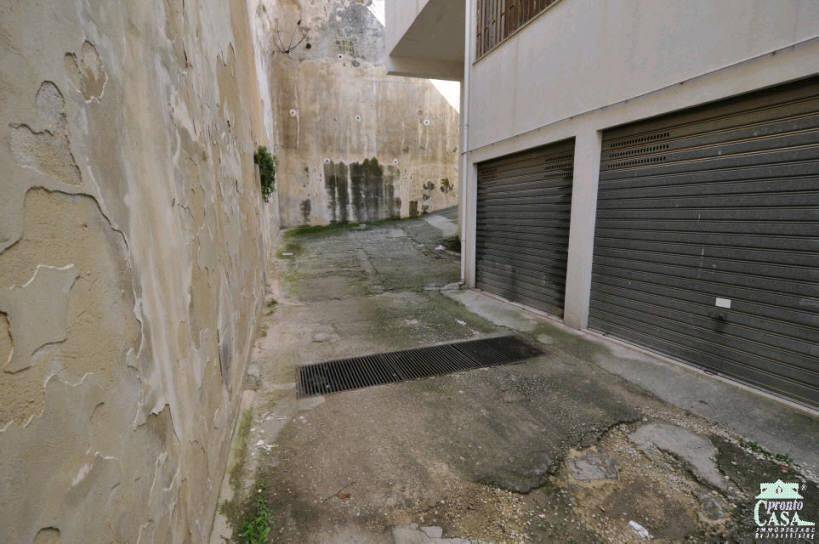 Box / garage a Ragusa in VIA UMBERTO GIORDANO - Foto 5