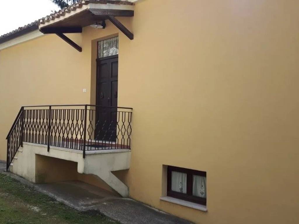 Villa a Pergola - Foto 3