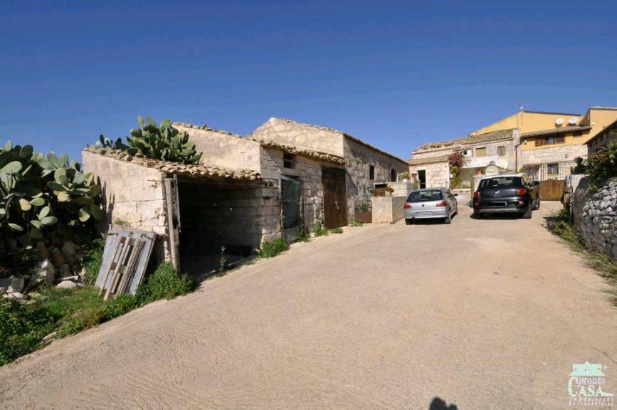 Casa indipendente a Ragusa in Contrada Donnafugata - Foto 2