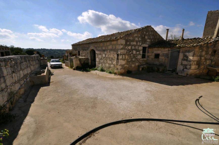 Casa indipendente a Ragusa in Contrada Donnafugata - Foto 5