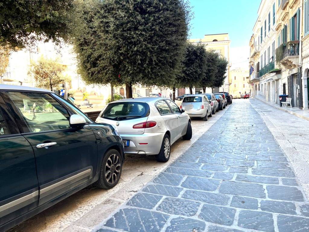 Immobile a Trani in Piazza Giuseppe Mazzini, 43, 76125 Trani BT, Italia - Foto 2