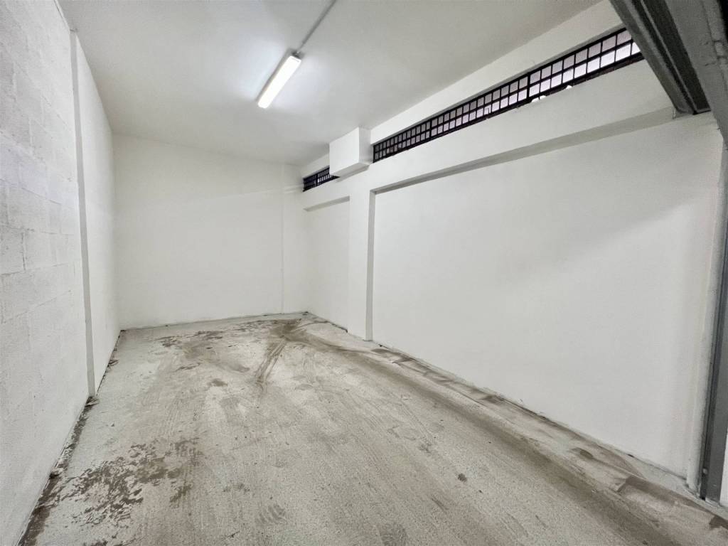 Box / garage a Bari in Via Quarto, 24 - Foto 5