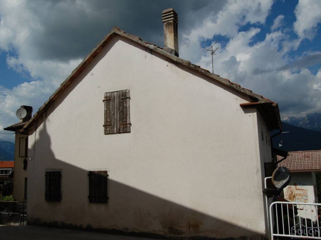 Villa a Ponte nelle alpi in VIA RONCAN, 19 - Foto 4