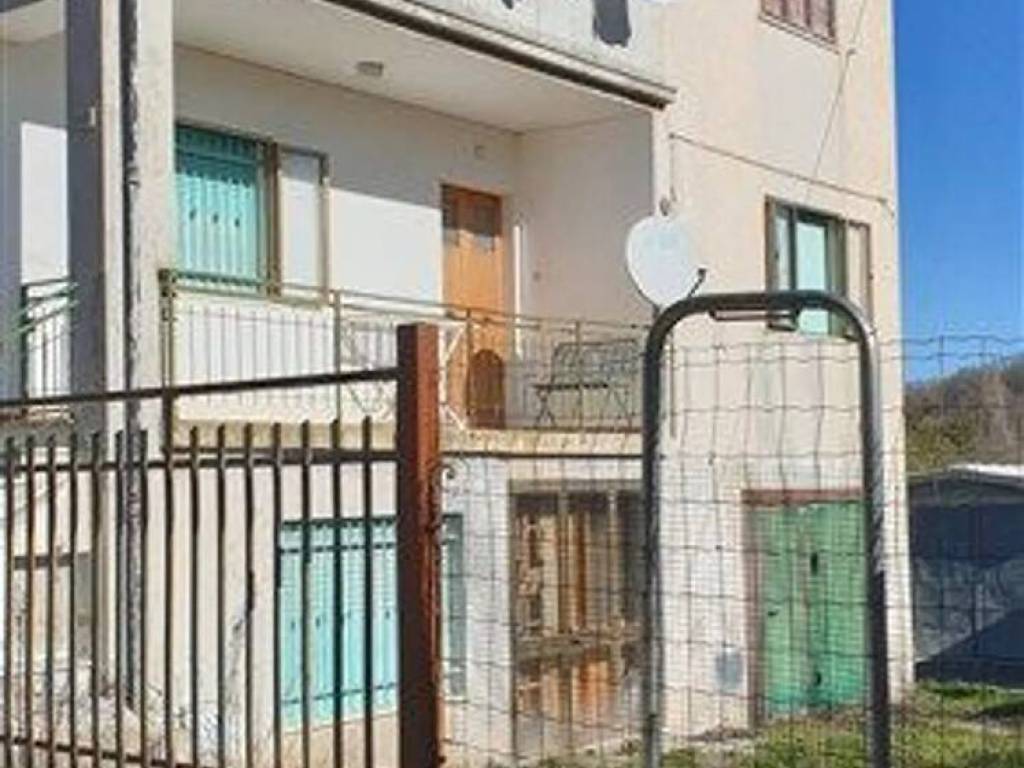 Appartamento a Pergola in Via Del Chiocco, 49 - Foto 2