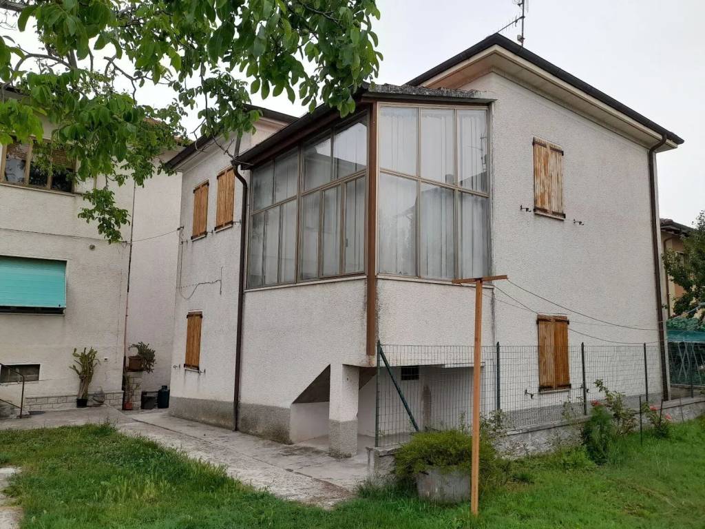 Villa a Pergola in Via Cinisco, 10 - Foto 2