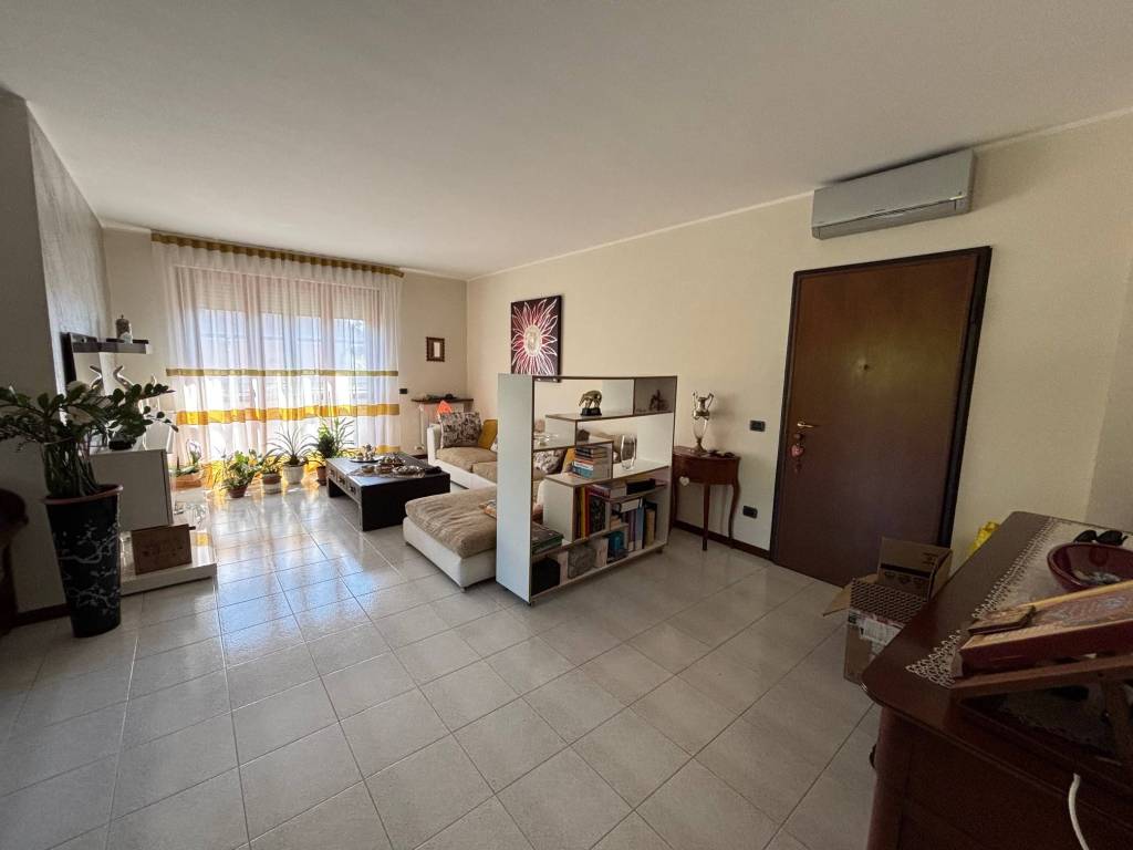 Appartamento a Busto arsizio in Viale Vittorio Alfieri, 26 - Foto 4