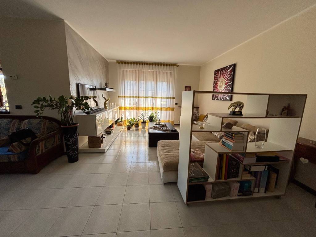 Appartamento a Busto arsizio in Viale Vittorio Alfieri, 26 - Foto 5