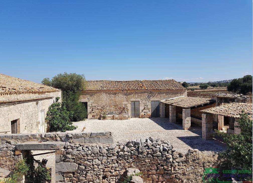 Rustico / casale a Ragusa in C.DA STANISLAO - Foto 2