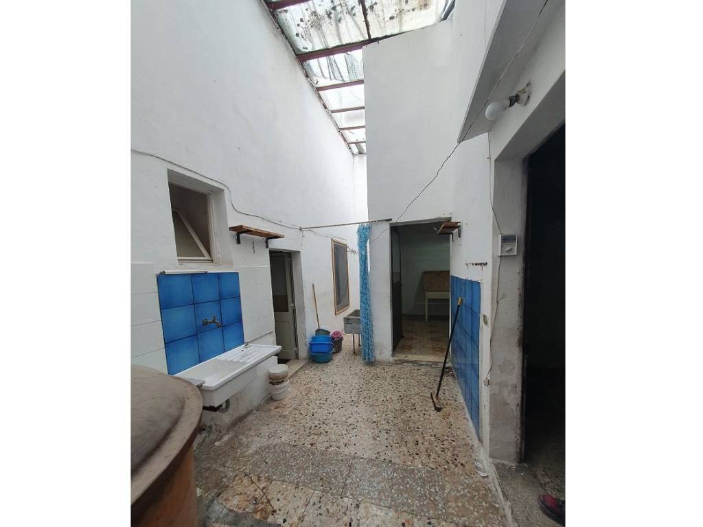 Appartamento a Parabita in Via Gaetano Vinci - Foto 5