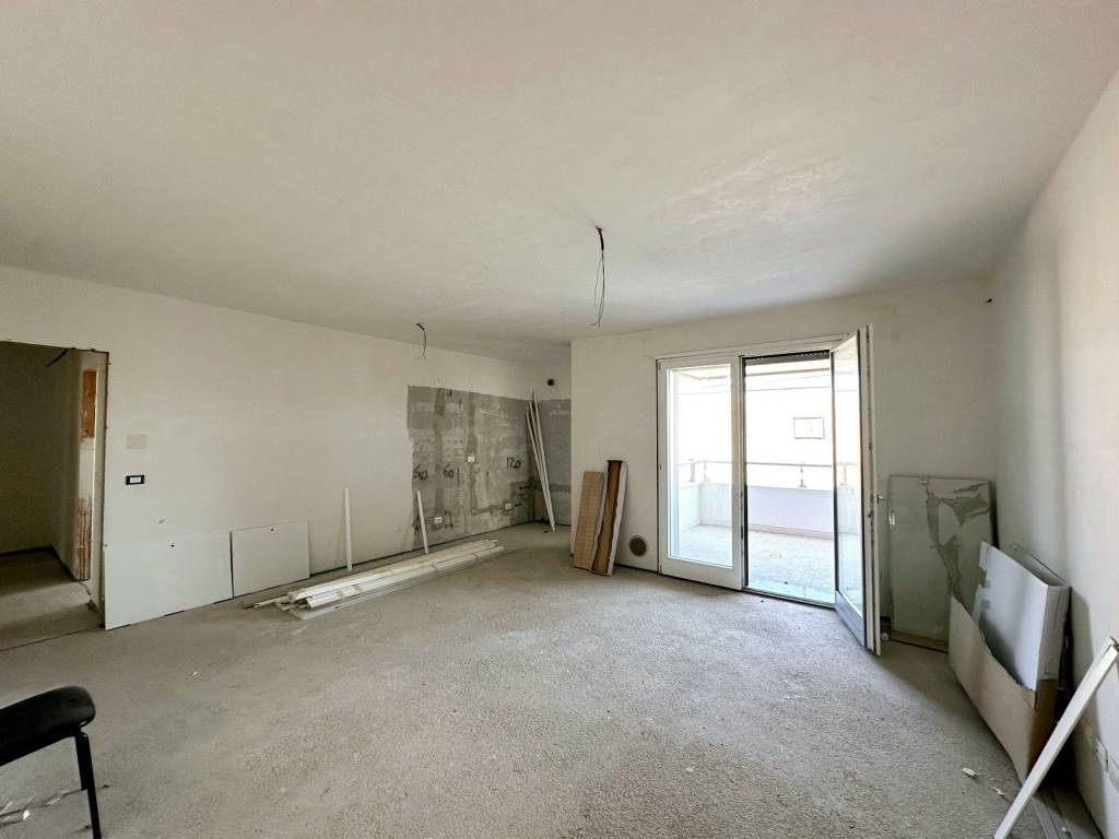 Appartamento a Pescara in Via Bruno Buozzi, 32 - Foto 2