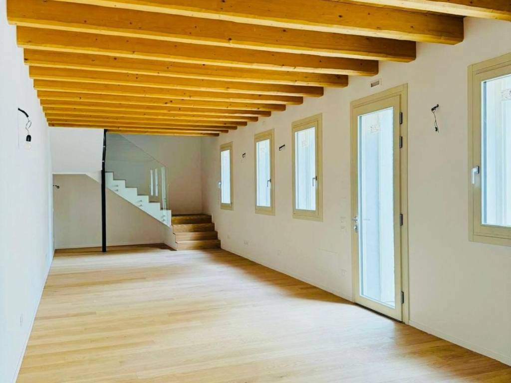 Villa a Venezia in Via Andrea Costa, 65 - Foto 2