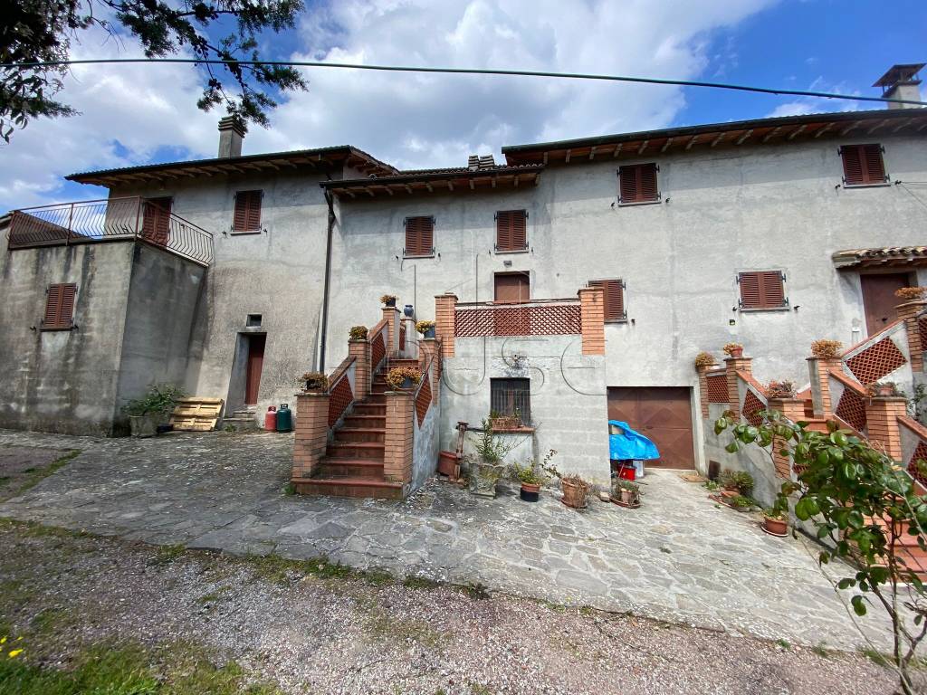 Appartamento a Umbertide in Umbertide, San Benedetto - Foto 2