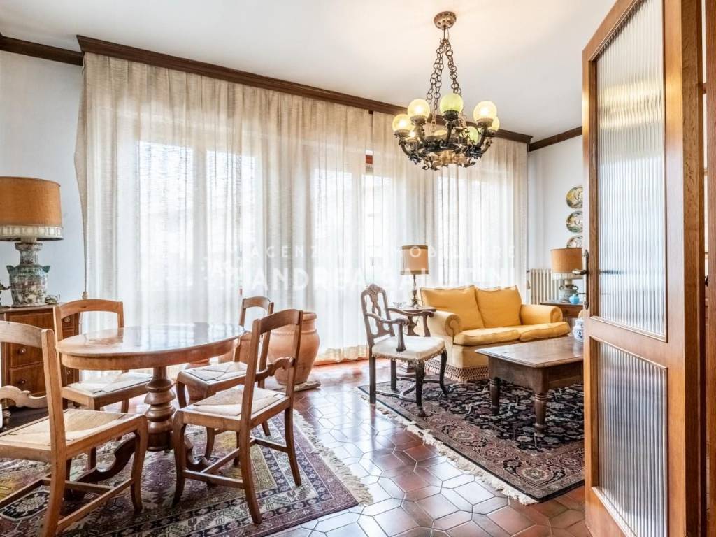Villa a Pontedera in Via Palmiro Togliatti, - Foto 3