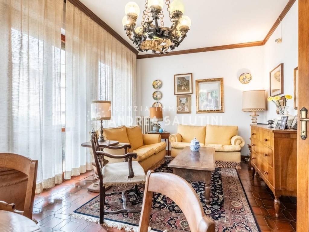 Villa a Pontedera in Via Palmiro Togliatti, - Foto 4