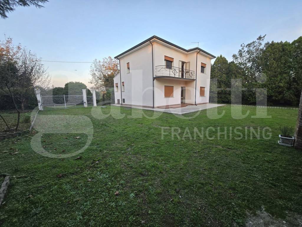 Villa a Ceneselli in via zelo , 276/38 - Foto 3