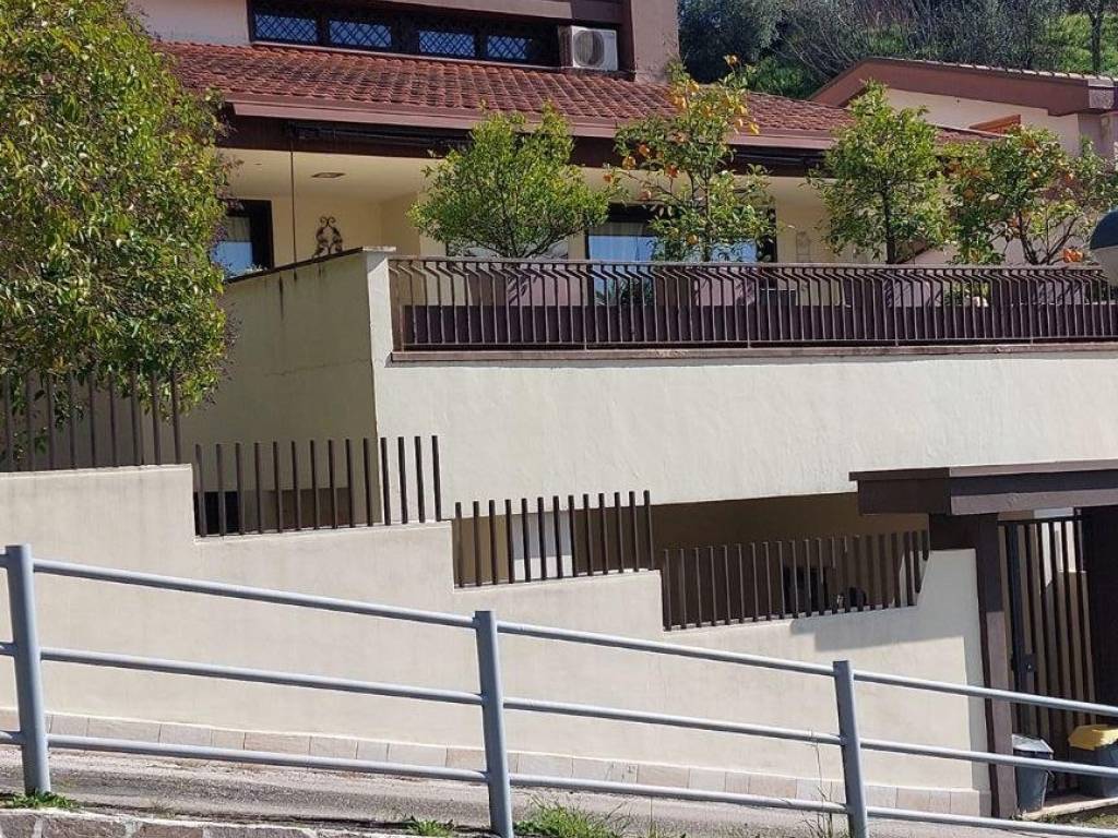 Villa a Frosinone in Via Francesco Petrarca - Foto 3
