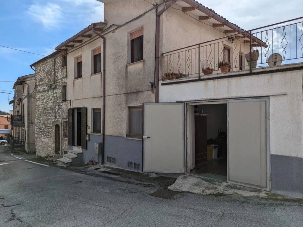 Villa a Sassoferrato in Via Montelago, 29 - Foto 3