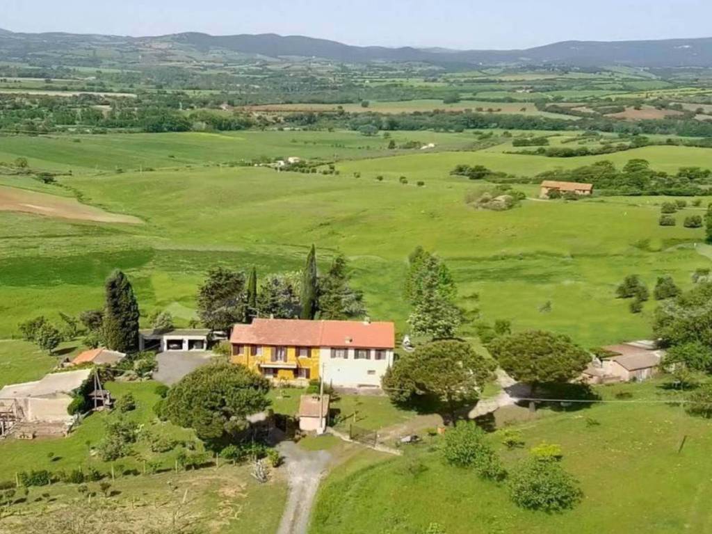 Rustico / casale a Cinigiano in ZONA OLTRE LA LOCALITA' GRANAIONE - Foto 2