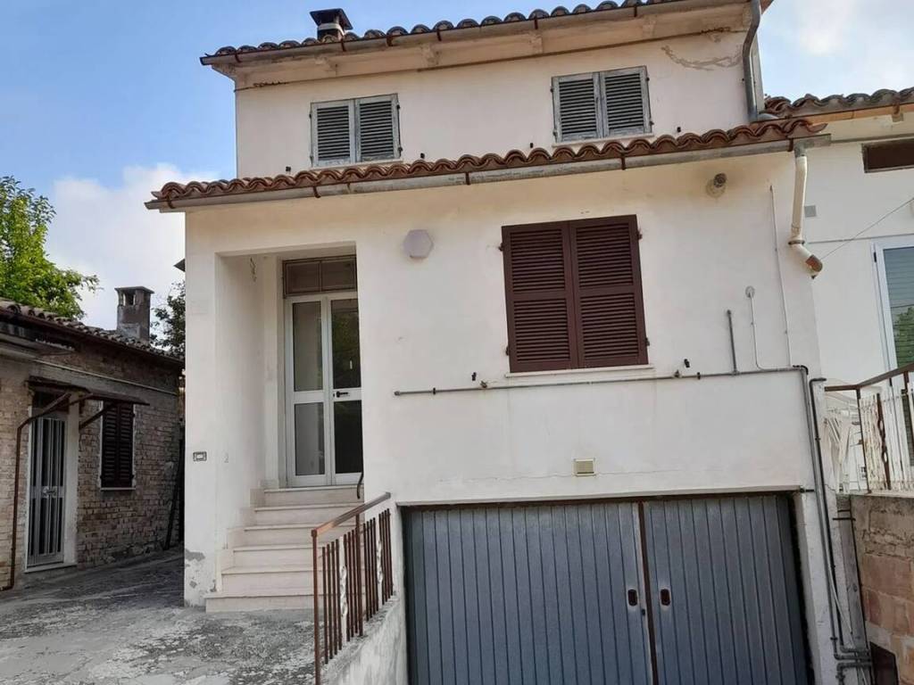 Appartamento a Pergola in Località Barbanti S.N.C. - Foto 2