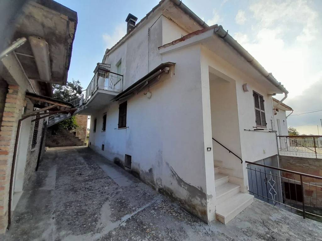 Appartamento a Pergola in Località Barbanti S.N.C. - Foto 4