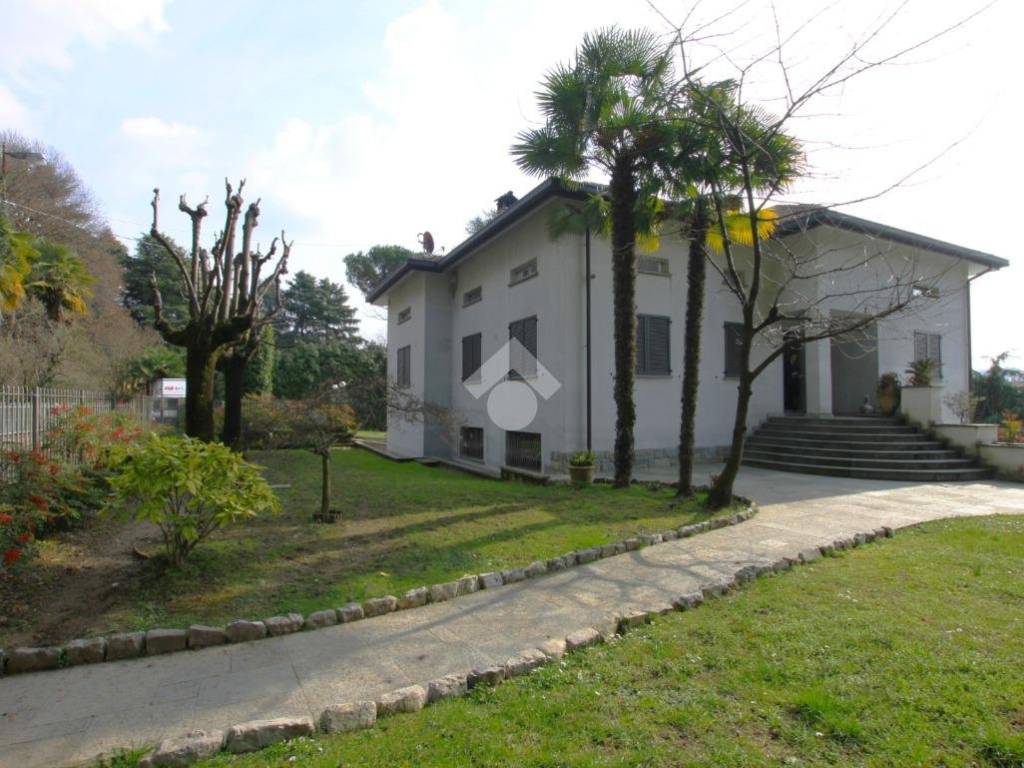 Villa a Bulciago in Via Dante Alighieri, 27 - Foto 2