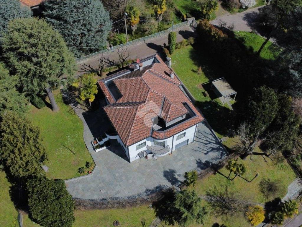 Villa a Bulciago in Via Dante Alighieri, 27 - Foto 3