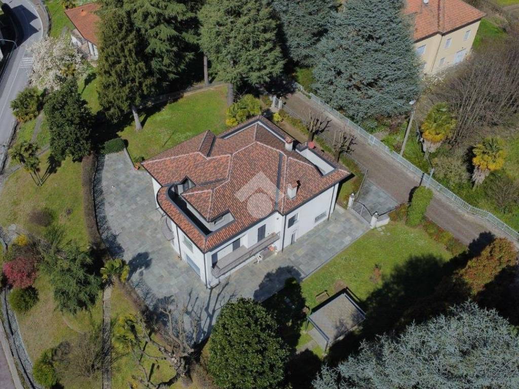 Villa a Bulciago in Via Dante Alighieri, 27 - Foto 4