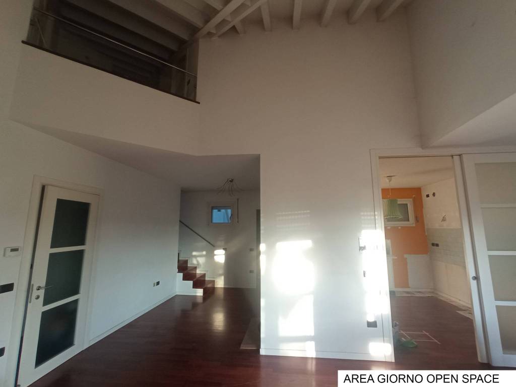 Attico / mansarda a Castelfranco veneto in Viale Europa - Foto 3