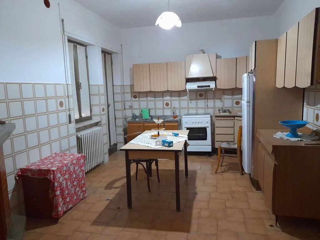 Appartamento a Frontone in Via Pian Dell'Aiuola, 9 - Foto 5