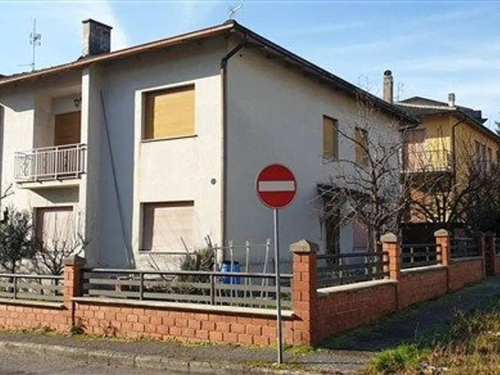 Appartamento a Pergola in Via E. Medi, 15 - Foto 3