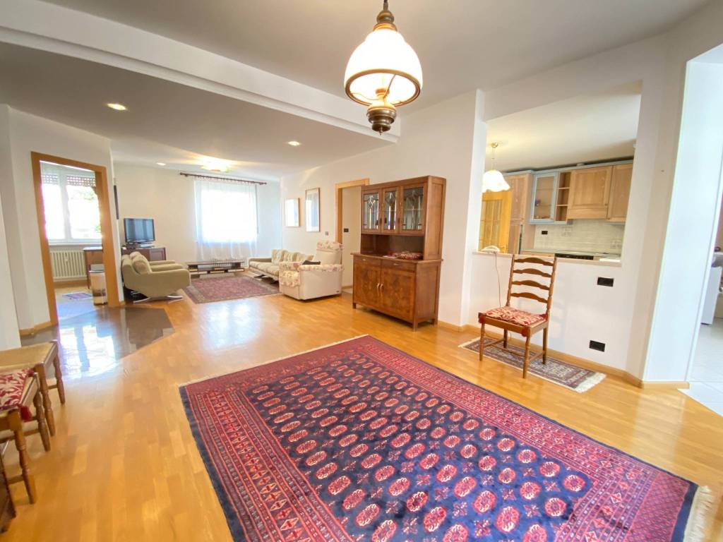 Appartamento a Bolzano in VIA CADORNA, 12 - Foto 5