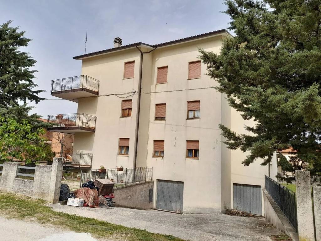 Appartamento a Frontone in Via Pian Dell'Aiuola, 5 - Foto 3
