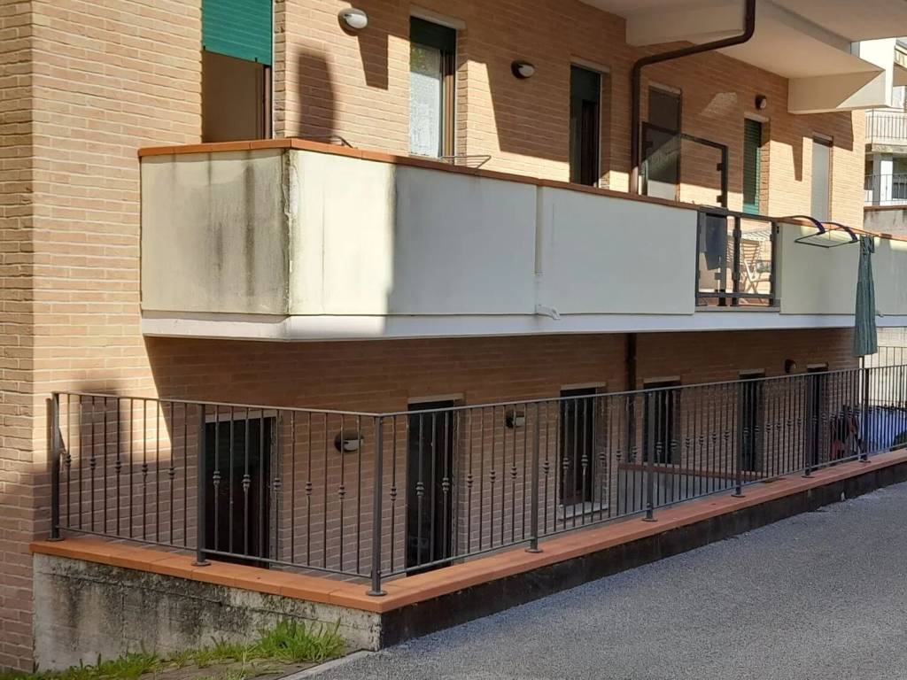 Appartamento a Pergola in Via Lago Di Garda, 34 - Foto 3