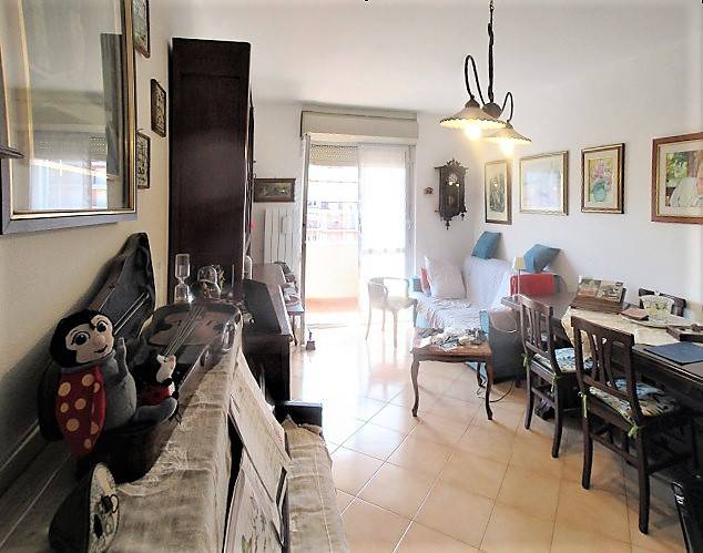 Appartamento a Albenga in Piazza Enrico Berlinguer - Foto 2
