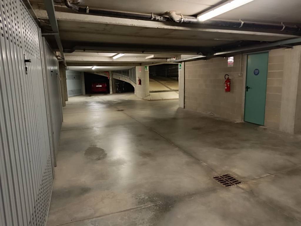 Box / garage a Alba in Corso Langhe, 16 - Foto 3