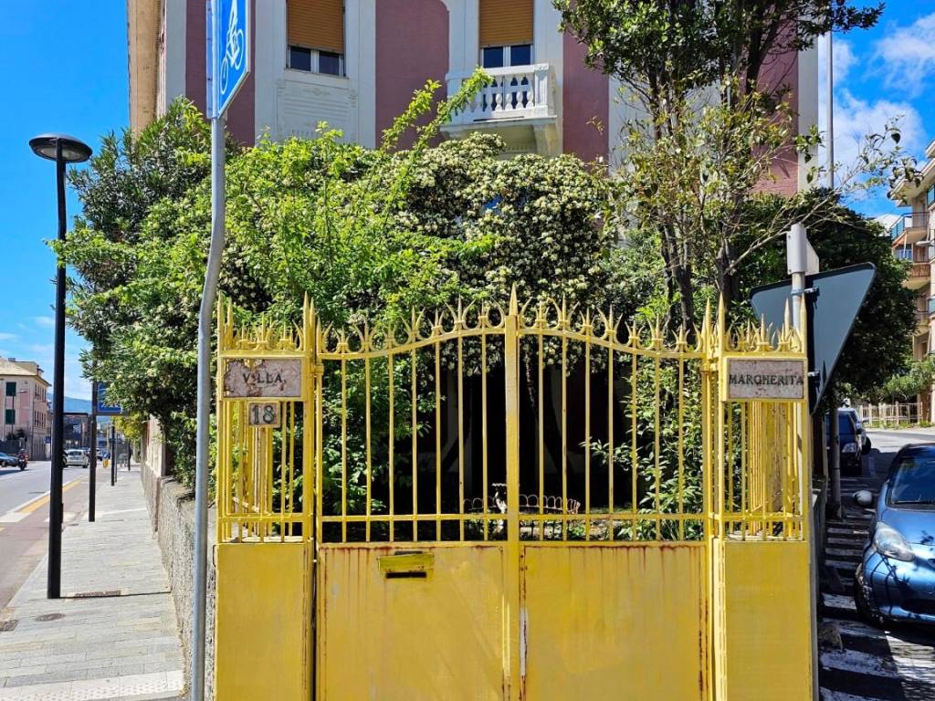 Villa a Savona in Via Nizza, 18 - Foto 3