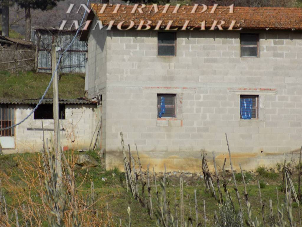 Rustico / casale a Loro ciuffenna in Strada Comunale di Sercognano - Foto 2