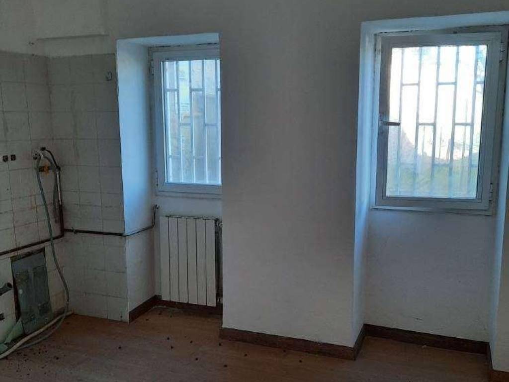 Appartamento a Castelletto sopra ticino in Via Beati - Foto 3