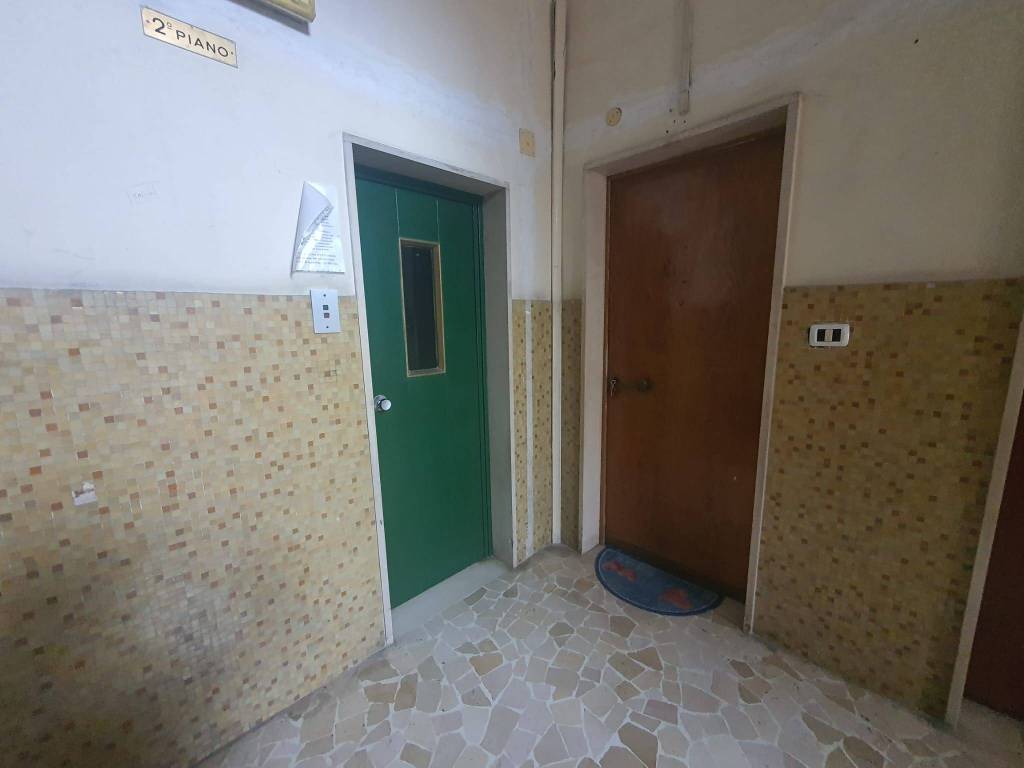 Appartamento a Napoli in Vicoletto Privato Tarallo, 7 - Foto 2