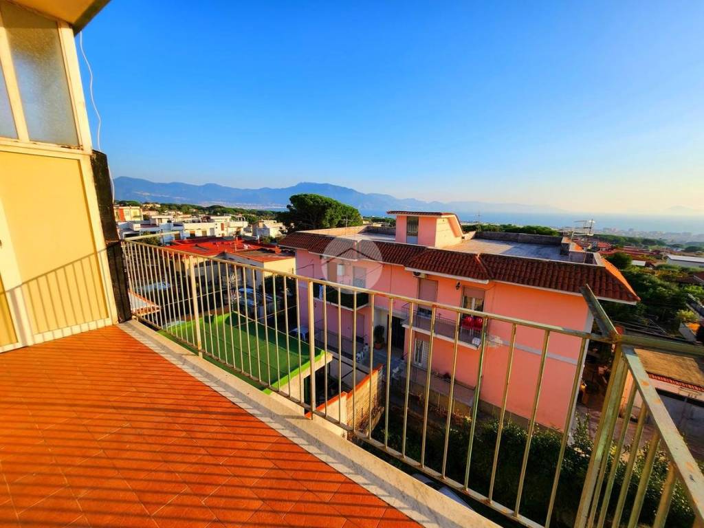 Appartamento a Torre del greco in Via Cappella degli Orefici, 56 - Foto 2