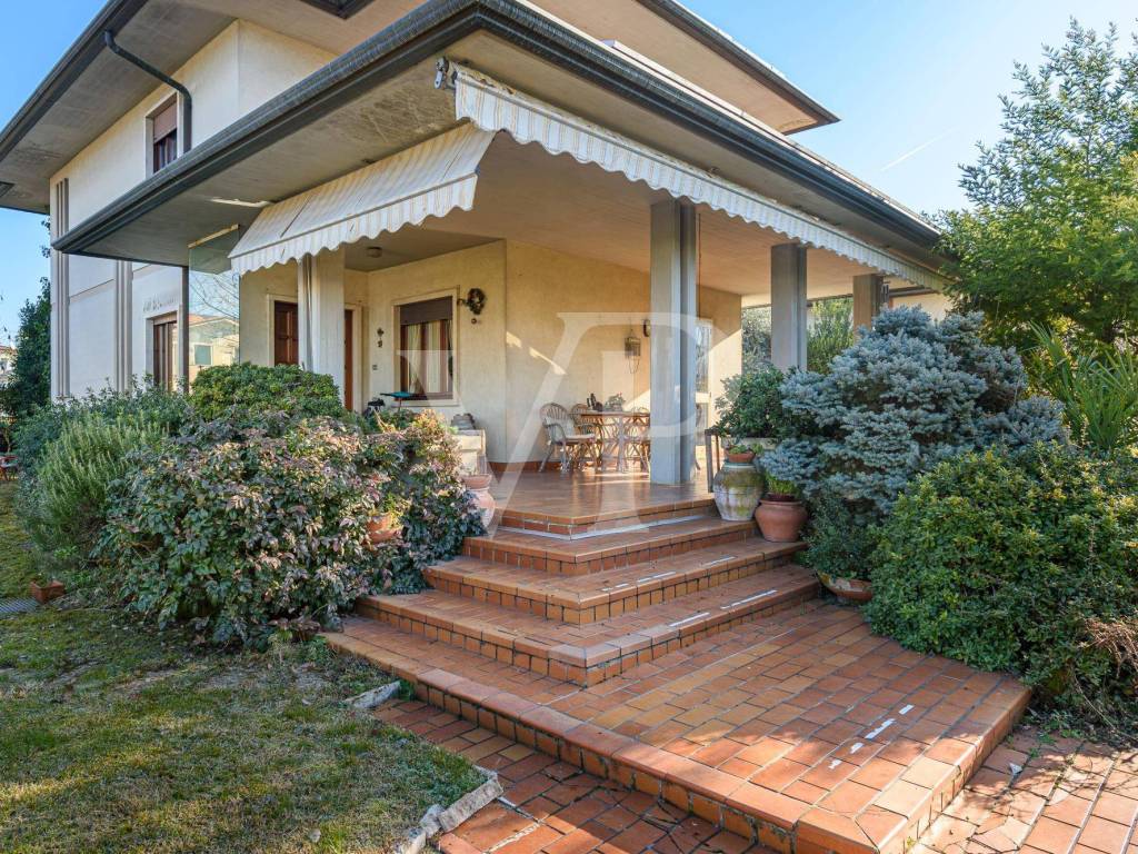 Villa a Thiene in Via degli Aranci - Foto 2