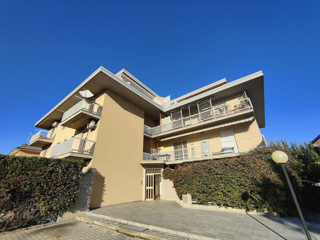 Appartamento a San benedetto del tronto in Via Bartolomeo Colleoni, 74 - Foto 2