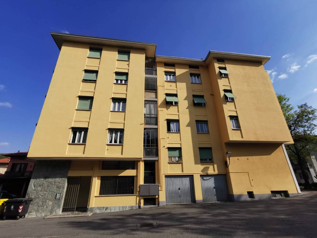 Appartamento a Borgosesia in Viale Rimembranze, 3 - Foto 2