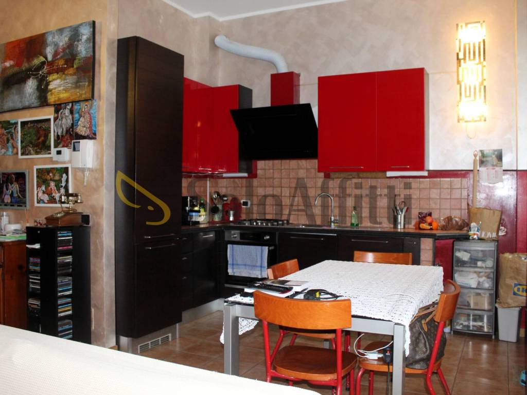 Appartamento a Parabiago in Via Olona - Foto 3