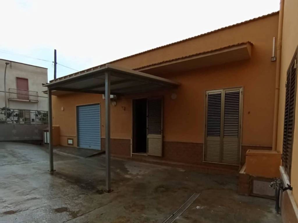 Casa indipendente a Trapani in Via Cusenza - Foto 2
